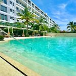 Fantastic Loft/Beachfront+Pools