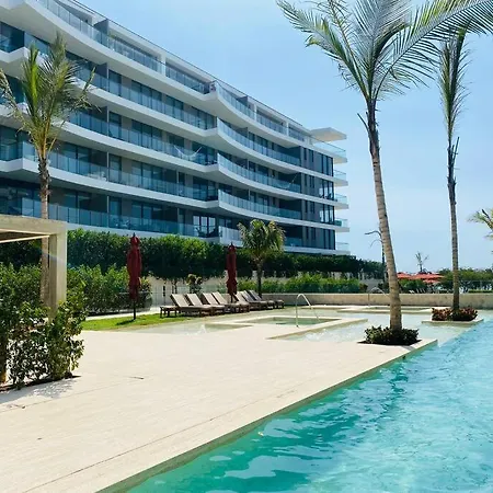 Fantastic Loft/beachfront+pools *