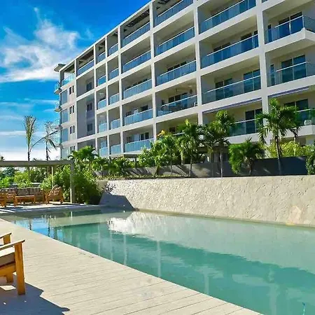 Fantastic Loft/beachfront+pools Apartment