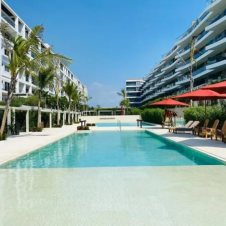 Fantastic Loft/beachfront+pools Apartment